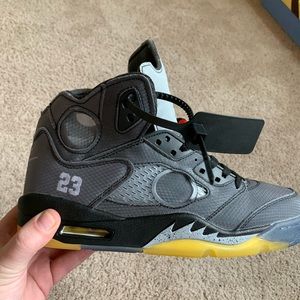 Jordan 5 off whites size 10